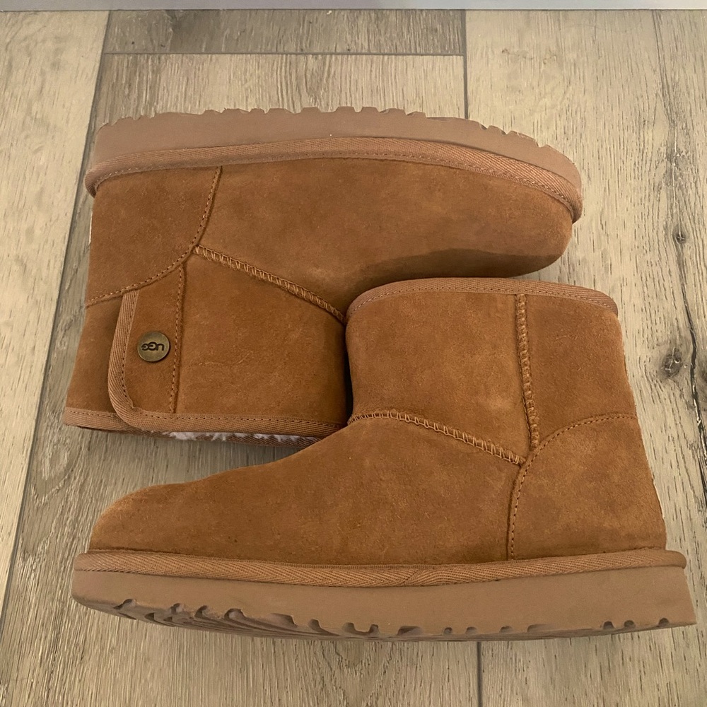Cozy cute uggs for kids